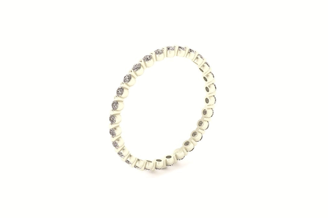 1.5mm shared prong wedding band