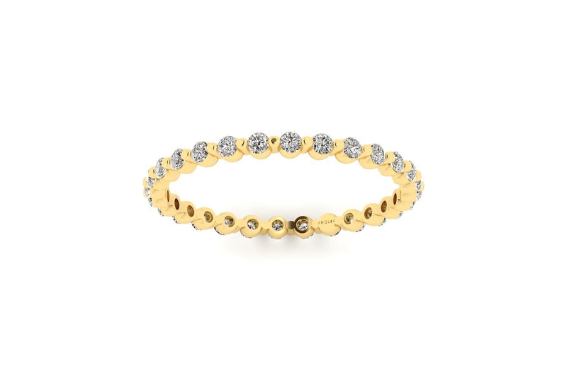 1.5mm shared prong wedding band