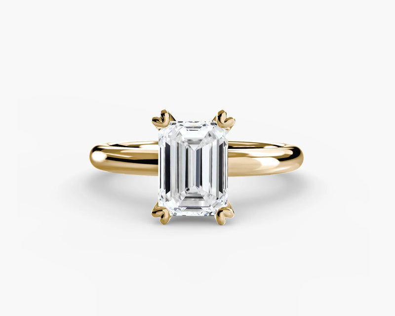 Emerald Diamond Yellow Gold Solitair Engagement ring